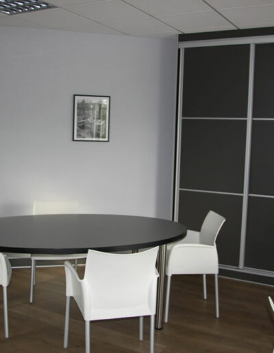 Mobilier de bureau sure mesure